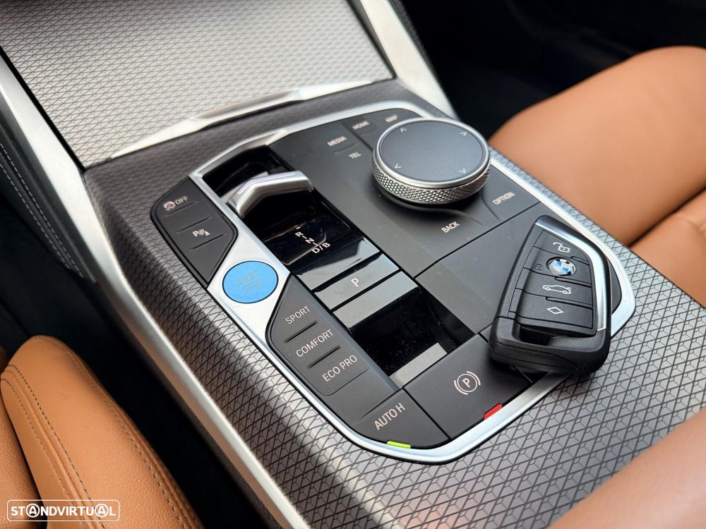 BMW i4 eDrive40 Pack Desportivo M Pro - 14