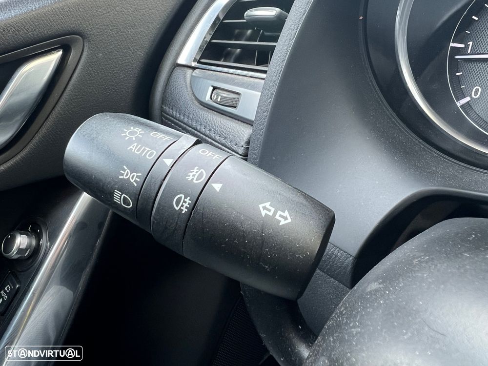 Mazda 6 M6 2.2 SKY-D Excellence Navi - 41