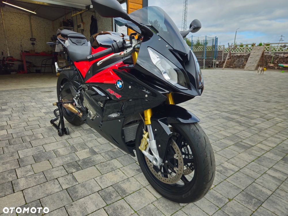 BMW S - 4