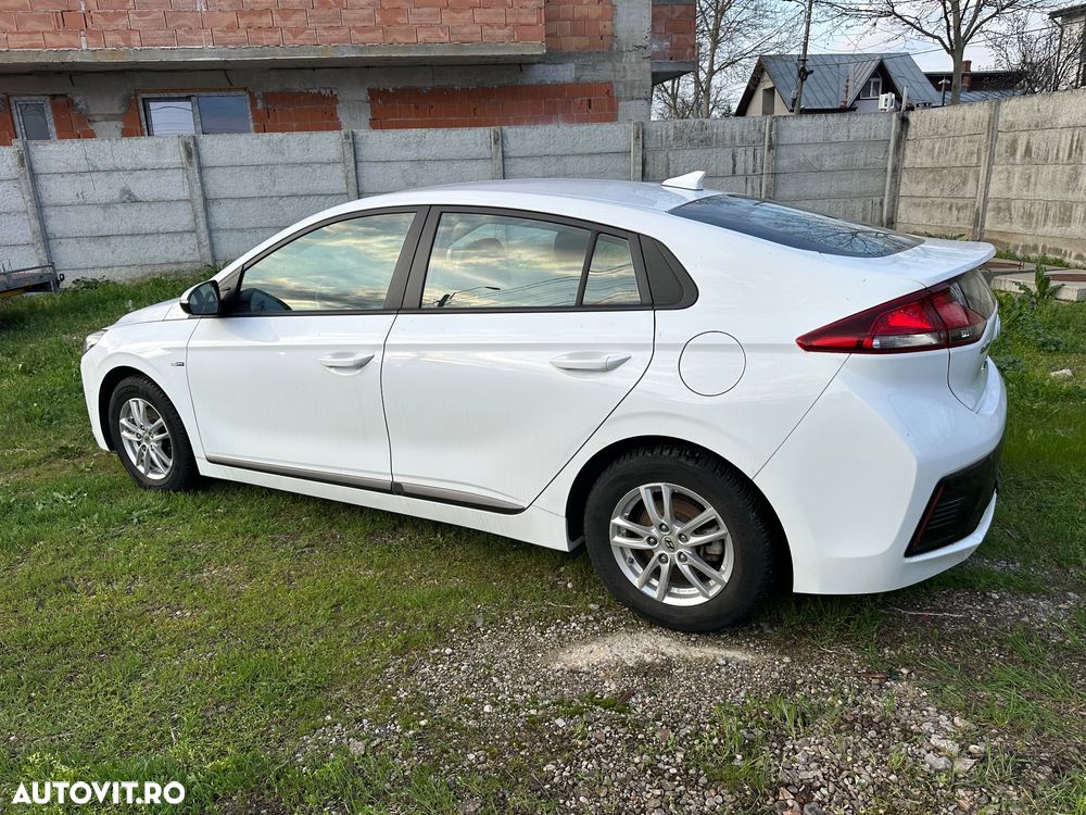 Hyundai IONIQ - 5