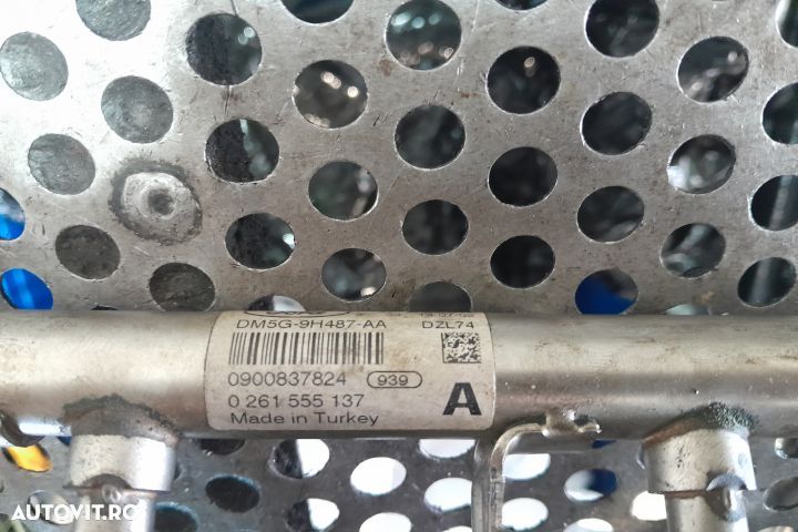 RAMPA INJECTOARE  DM5G-9H487-AA DM5G-9H487-AA Ford B-MAX 1 [2012 - 20 - 3