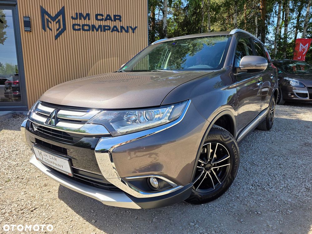 Mitsubishi Outlander - 1