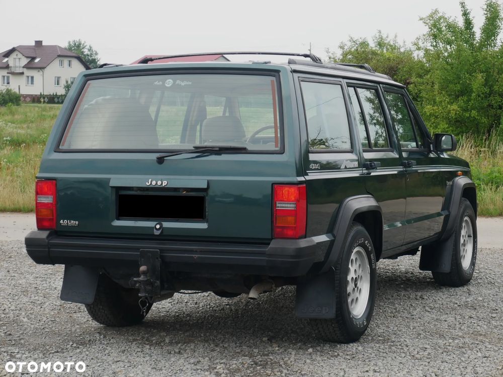 Jeep Cherokee 4.0 Limited - 7