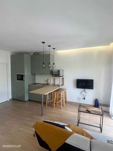 Apartamento T0 no Porto ao lado metro marquês - Grande imagem: 2/10