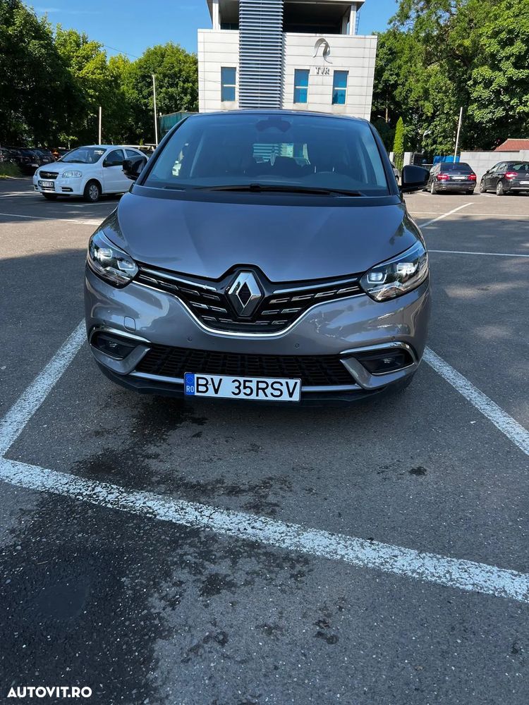 Renault Grand Scenic - 8
