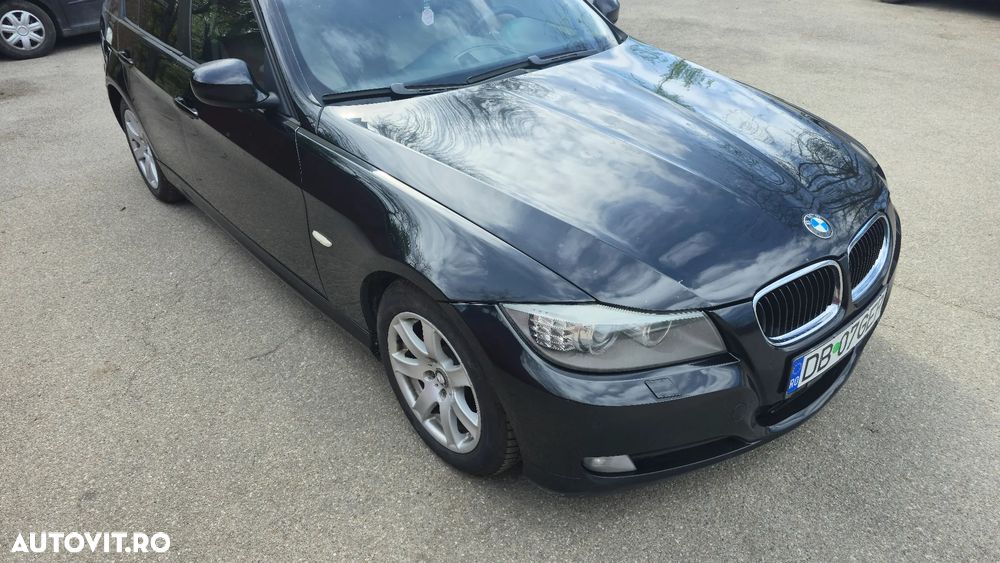 BMW Seria 3 320d - 4