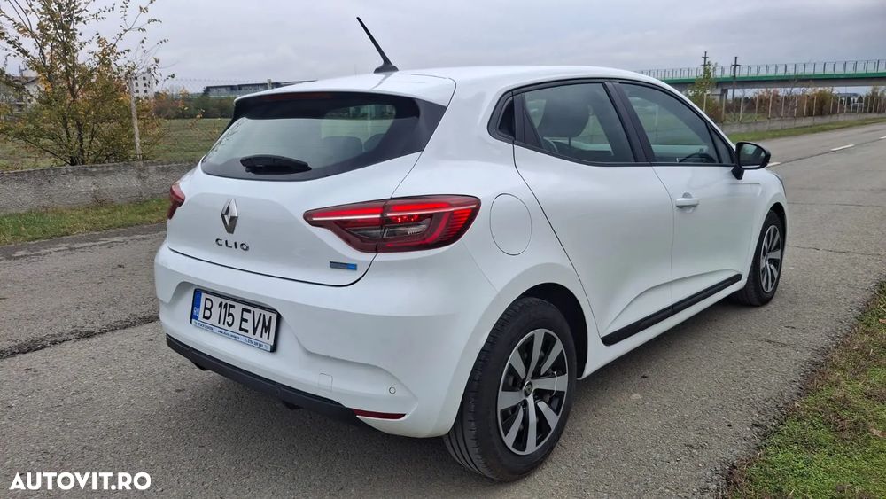 Renault Clio - 5