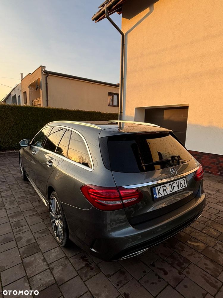 Mercedes-Benz Klasa C 200 4-Matic 9G-TRONIC - 4