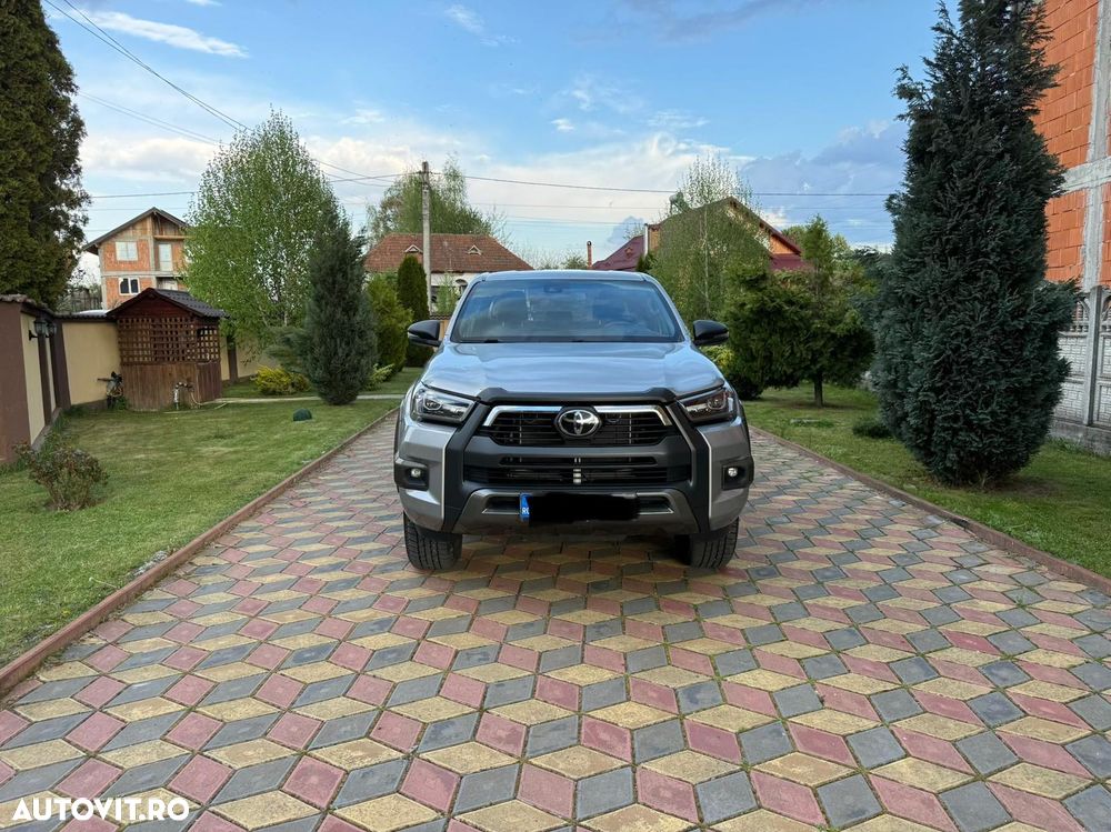 Toyota Hilux 2.8D 204CP 4x4 Double Cab AT Invincible - 9