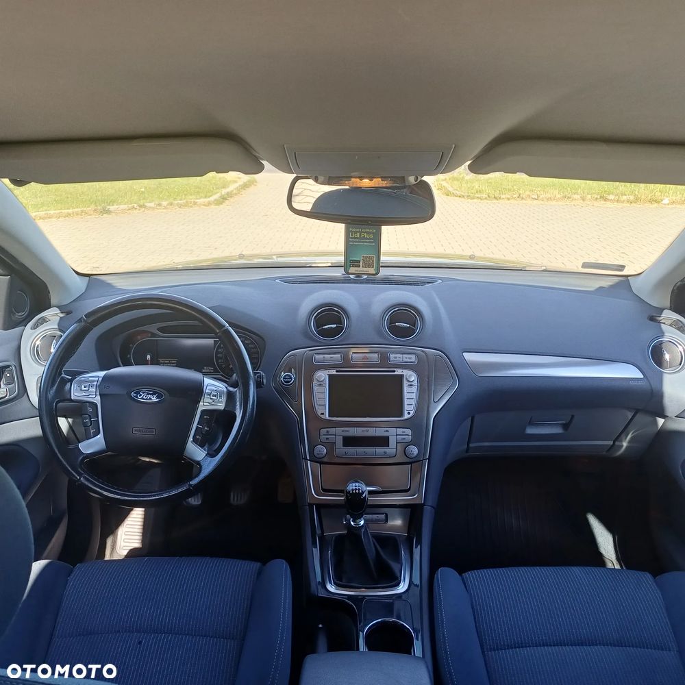 Ford Mondeo - 4