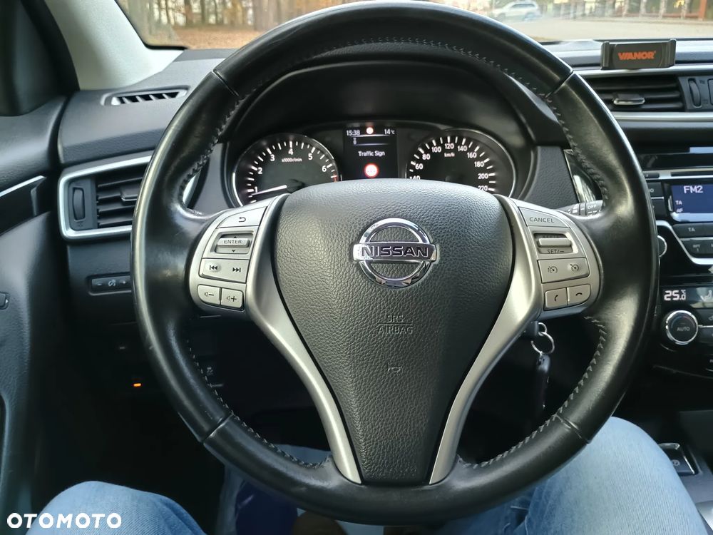 Nissan Qashqai 1.2 DIG-T Acenta Xtronic - 16