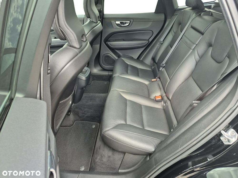 Volvo XC 60 - 19