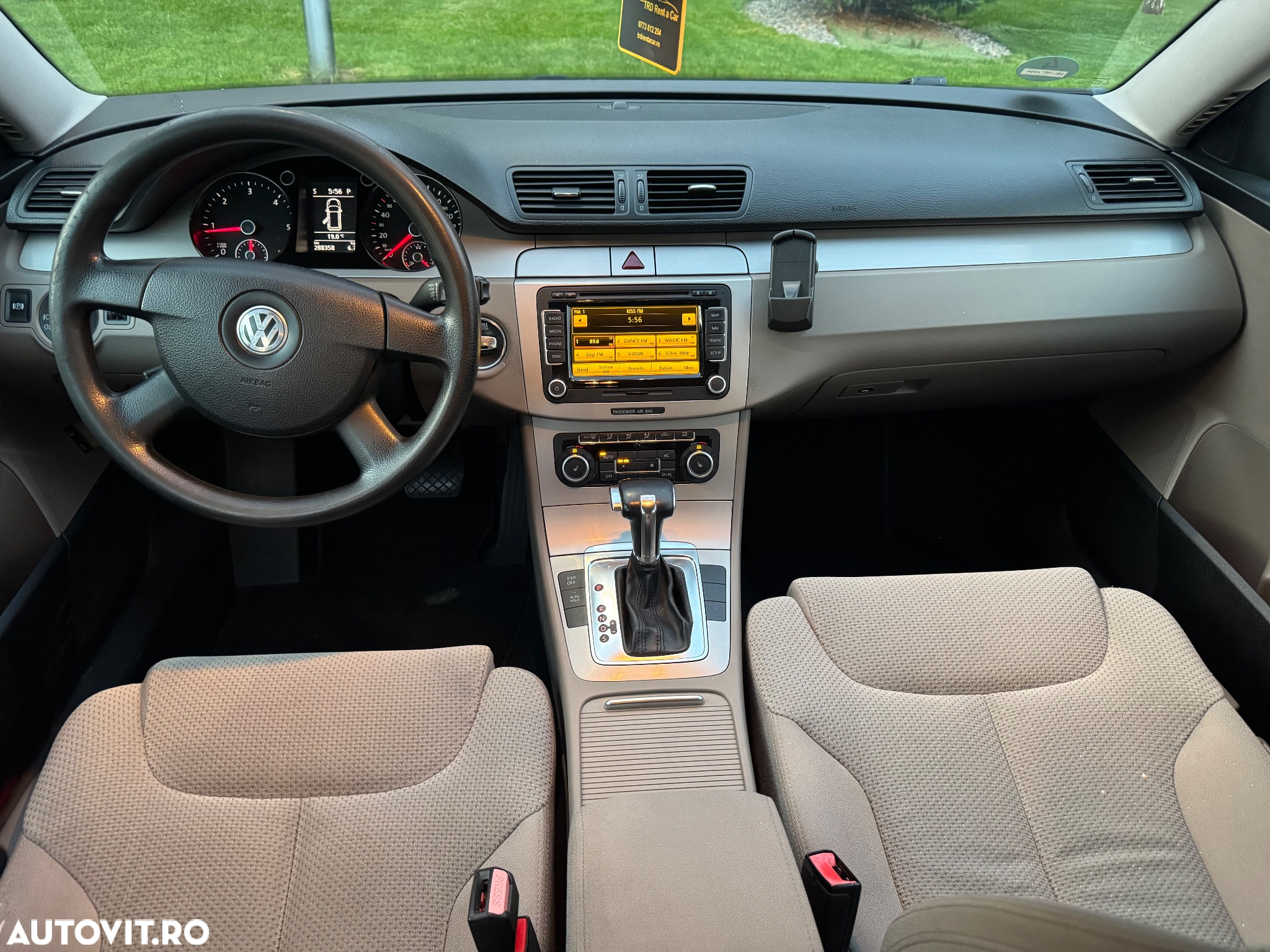 Volkswagen Passat Variant 2.0 TDI BlueMotion Technology DSG Comfortline - 6