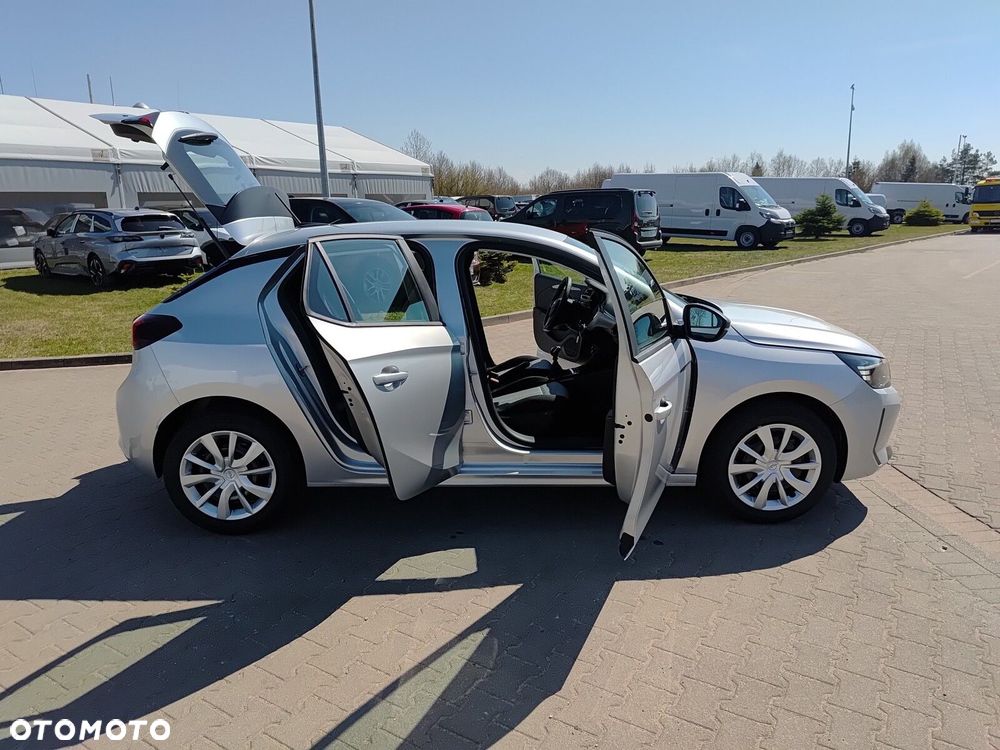 Opel Corsa - 25