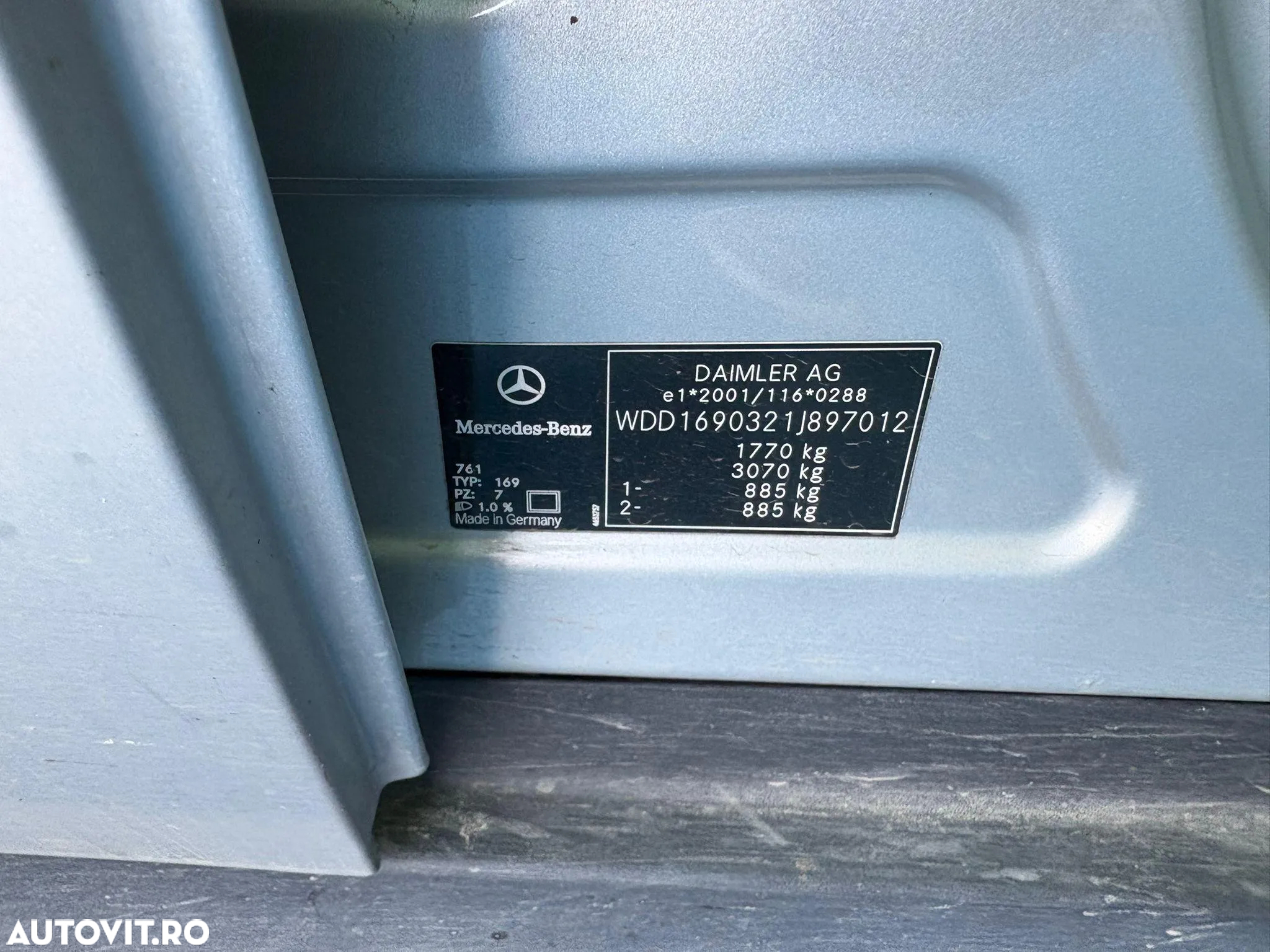 Mercedes-Benz A - 10