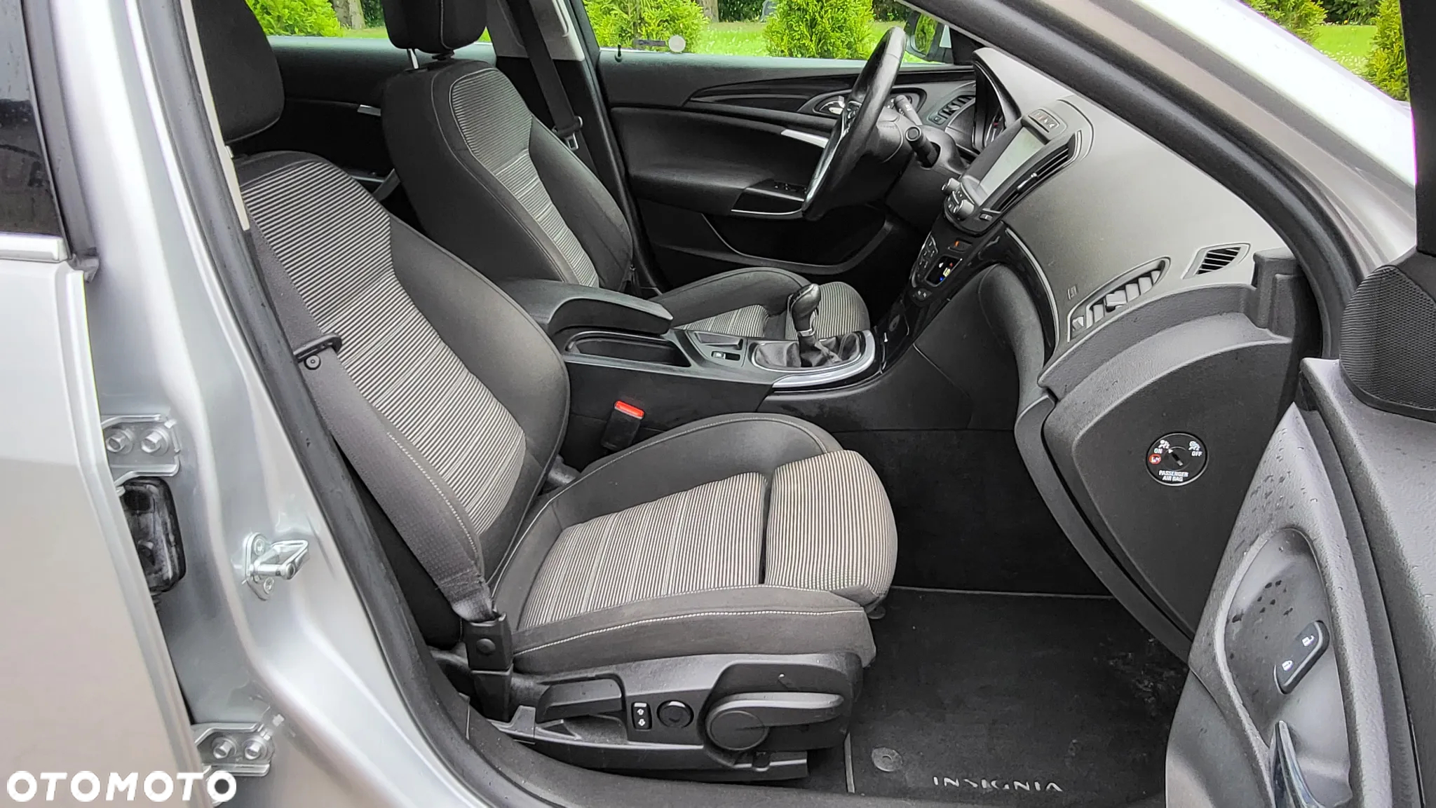 Opel Insignia 1.6 T Cosmo S&S - 10