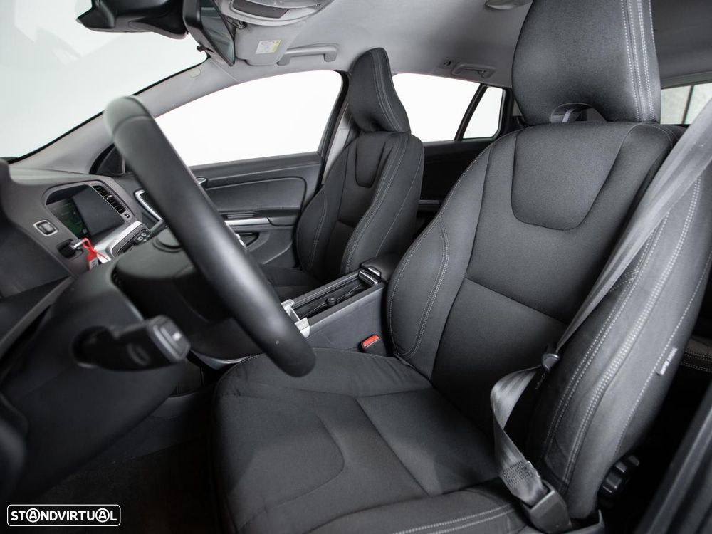 Volvo V60 2.0 D2 Kinetic Drive - 7