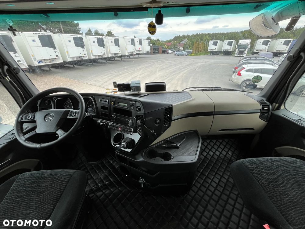 Mercedes-Benz Actros MP4 - 15