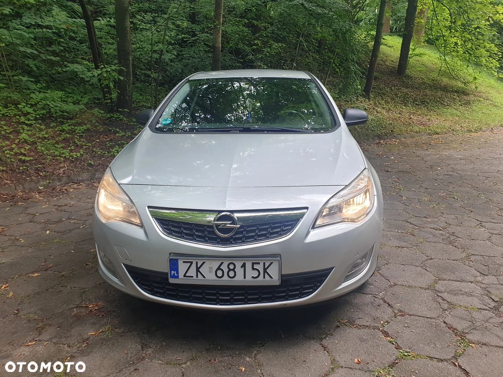 Opel Astra 1.4 Turbo - 1