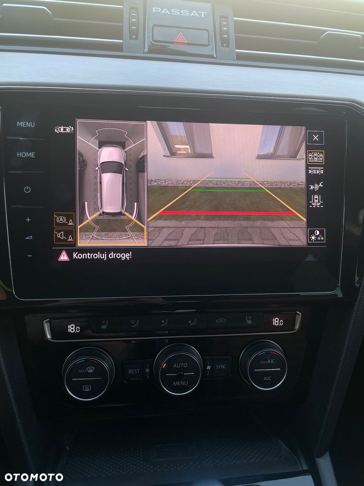 Volkswagen Passat Variant 2.0 TDI SCR DSG Elegance - 34