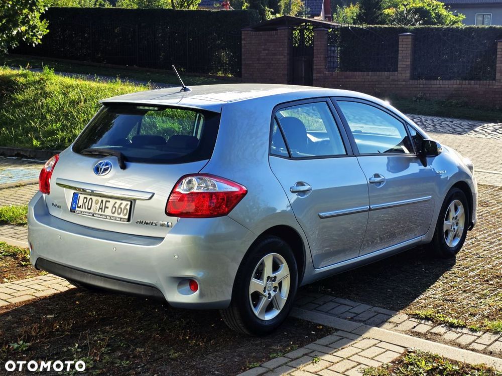 Toyota Auris 1.8 HSD Prestige - 4