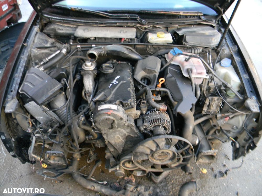 Dezmembrari  Audi A4 B6 (8E)  2000  > 2004 1.9 TDI Motorina - 6