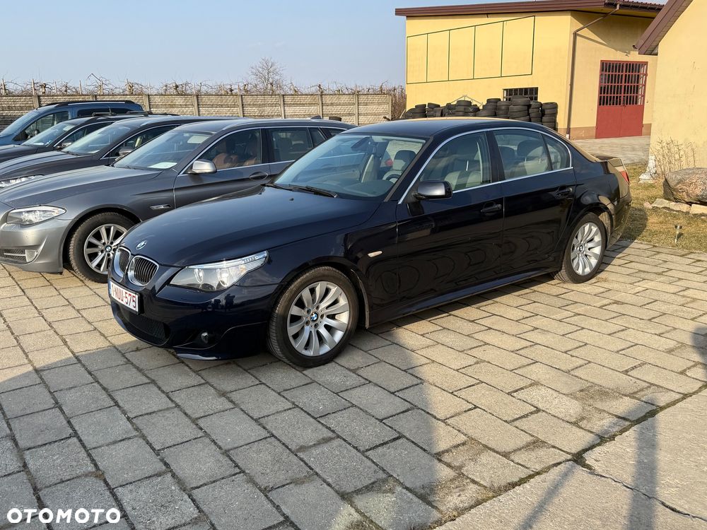 BMW Seria 5 525d - 2