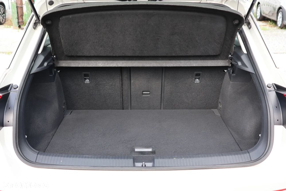 Volkswagen T-Roc 1.5 TSI ACT OPF DSG UNITED - 18