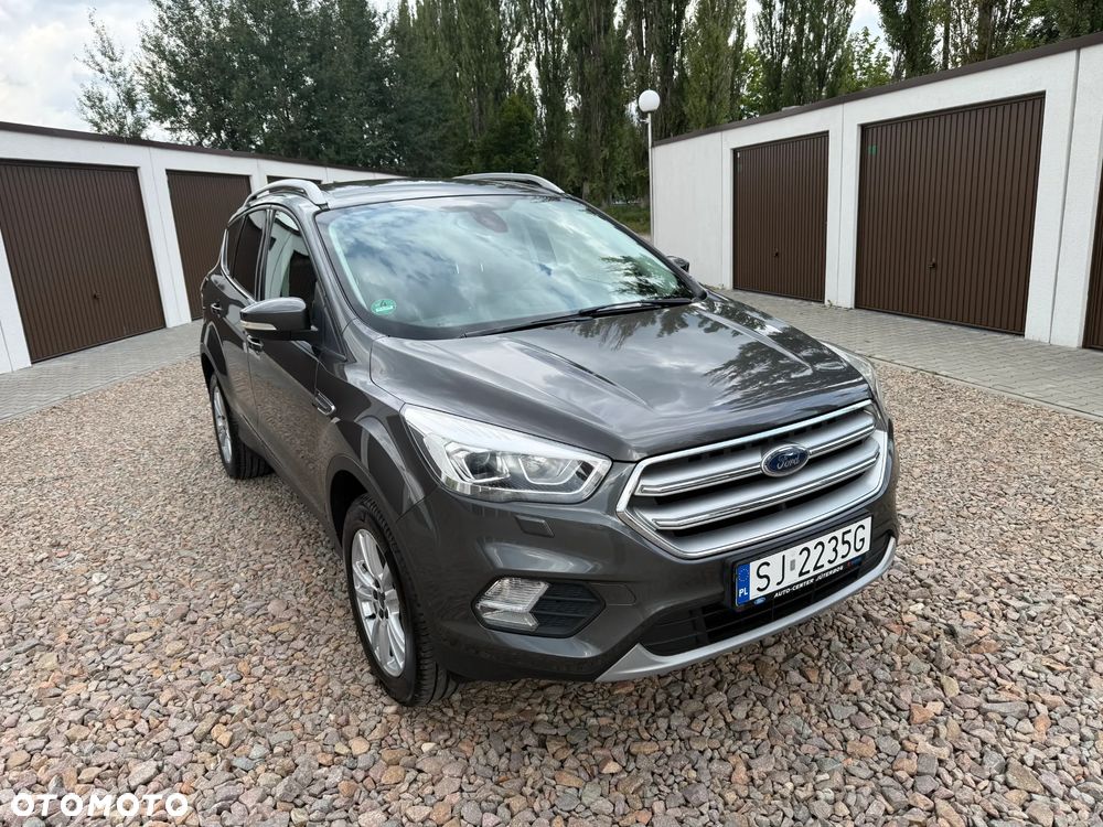 Ford Kuga 1.5 EcoBoost 2x4 Titanium - 4