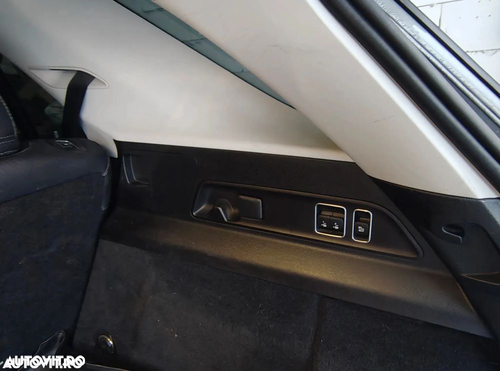 Mercedes-Benz GLE 350 4MATIC - 16