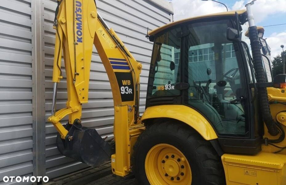 Komatsu WB 93R , KOPARKO-ŁADOWARKA, 2011 - 1