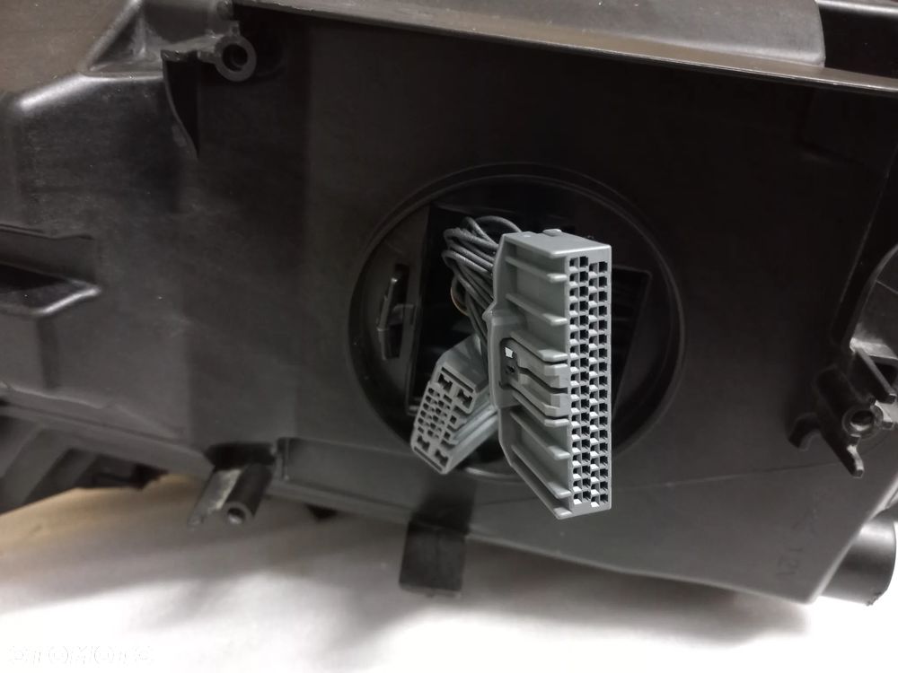 Lampa VOLVO XC60 II FULL LED 32133545 przód/przednia prawa Warszawa - 14