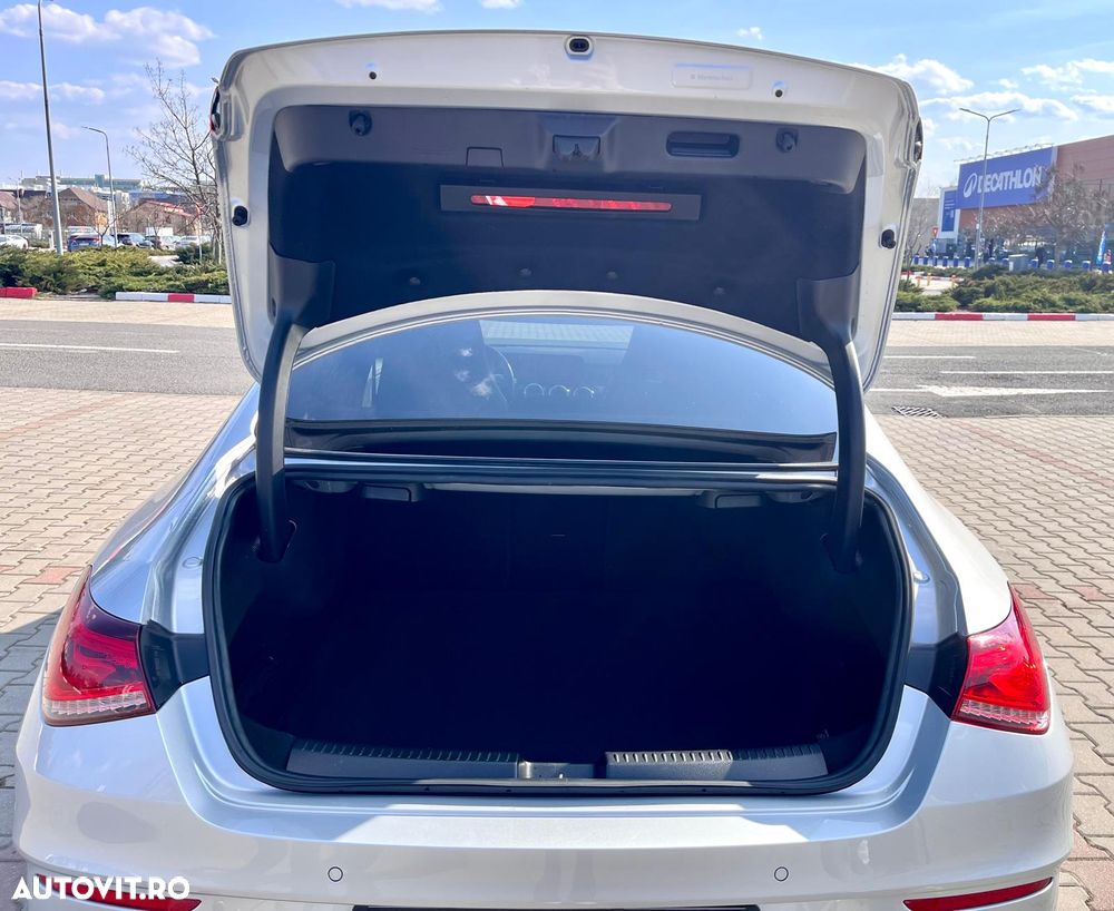 Mercedes-Benz CLA - 10