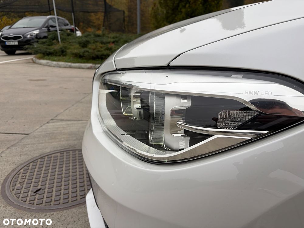 BMW Seria 1 118i Sport Line Shadow - 9