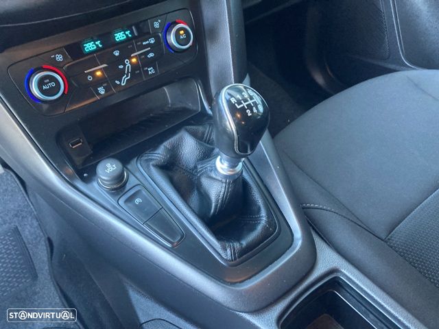 Ford Focus SW 1.5 EcoBlue S&S ACTIVE - 22