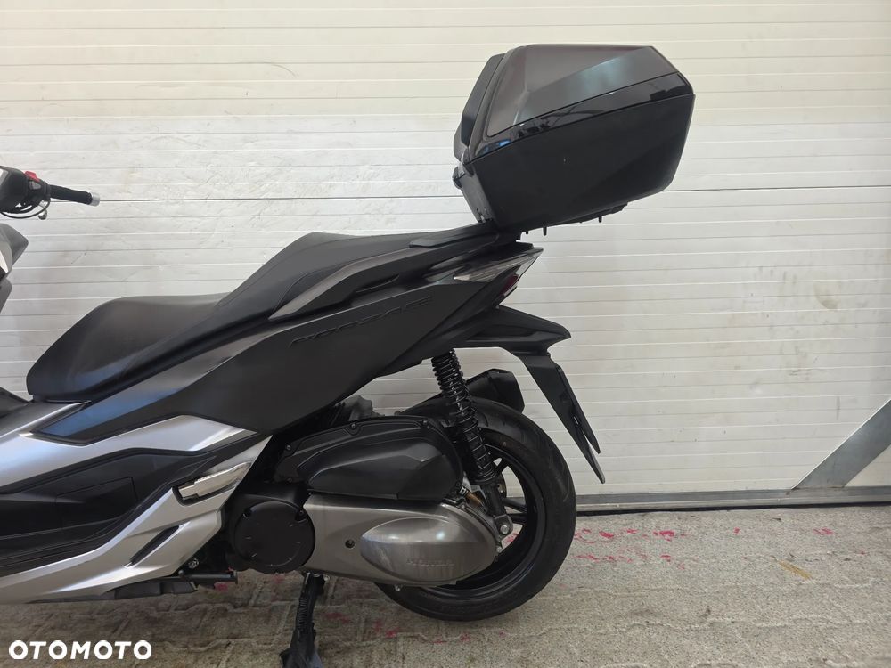 Honda NSS - 12