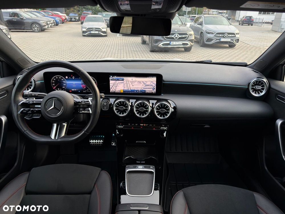 Mercedes-Benz Klasa A 220 4-Matic AMG Line 8G-DCT - 18