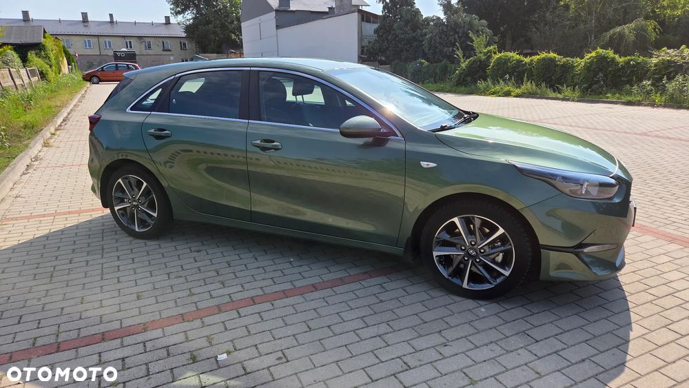 Kia Ceed 1.5 T-GDI M - 16