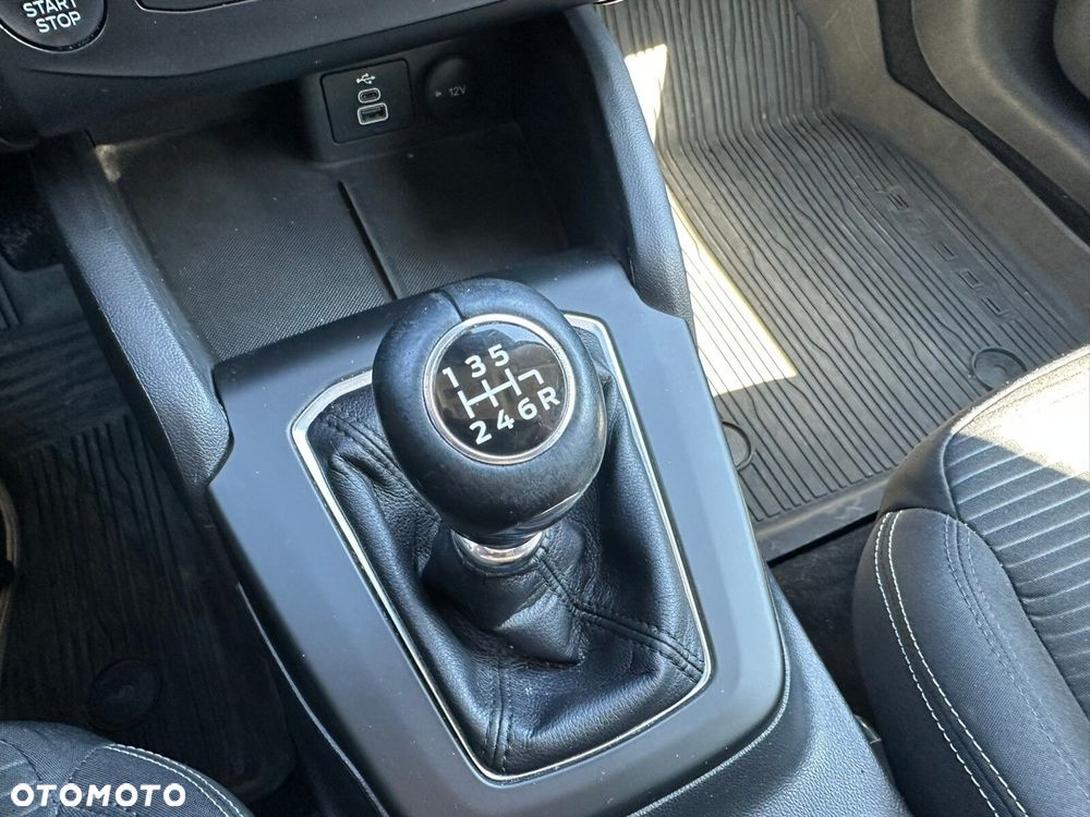 Ford Focus 1.0 EcoBoost Titanium - 22