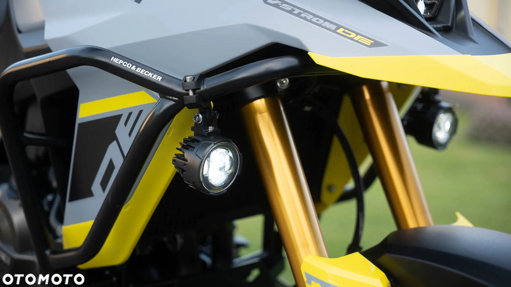 Suzuki V-STROM - 11