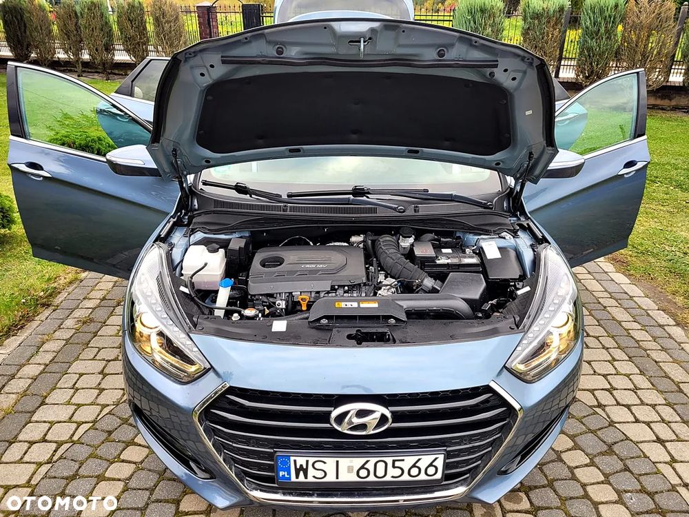 Hyundai i40 Kombi blue 1.7 CRDi Premium - 36