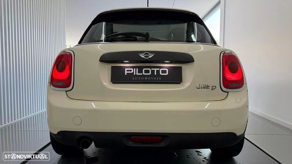 MINI 5 Portas One D - 8