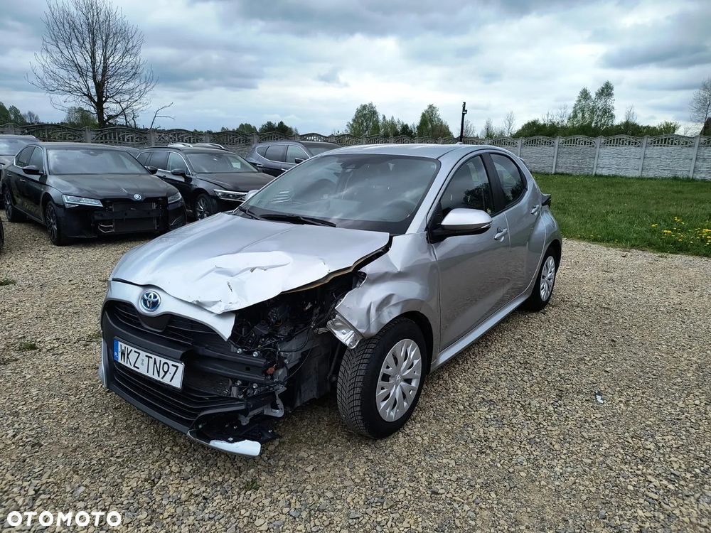 Toyota Yaris - 5