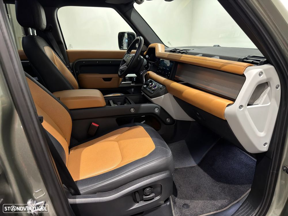 Land Rover Defender 2.0 P400e 110 AWD X-Dynamic SE - 5