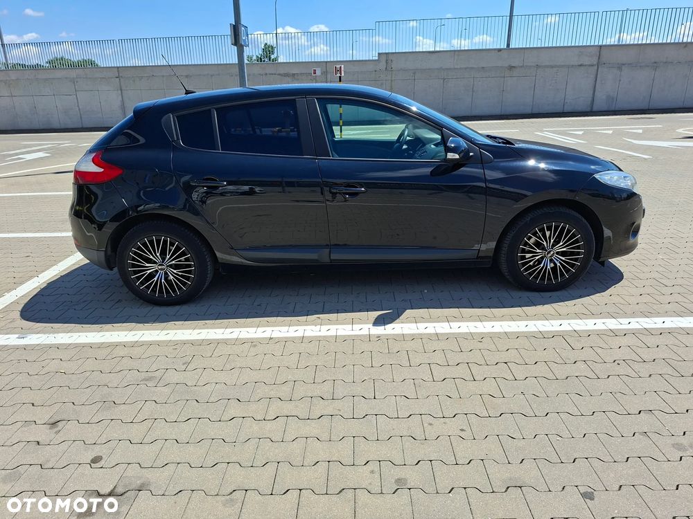 Renault Megane 1.6 Avantage - 9