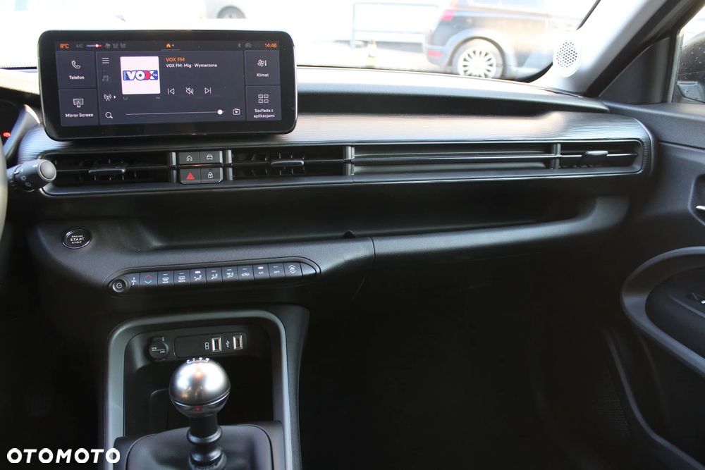 Jeep Avenger 1.2 T3 mHEV Longitude FWD eDCT6 - 12