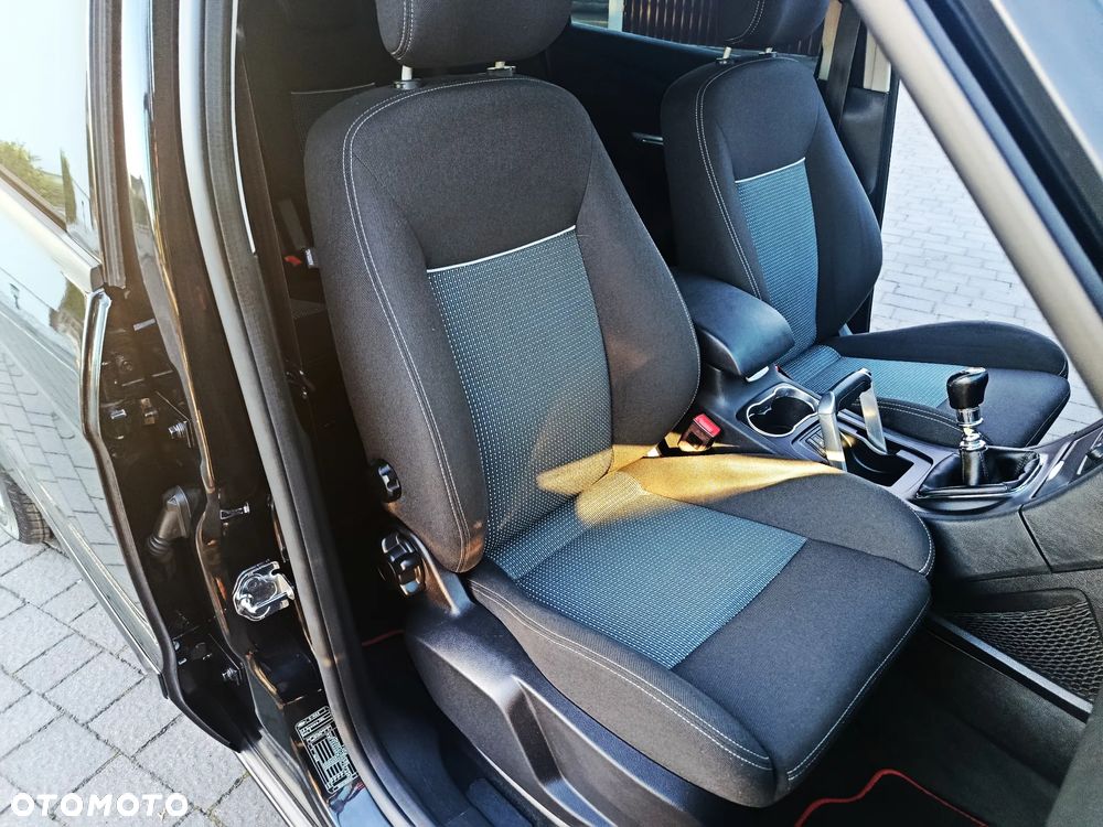 Ford S-Max 2.0 TDCi DPF Trend - 28