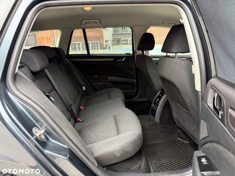 Skoda Superb 2.0 TDI 4x4 Ambition DSG - 24