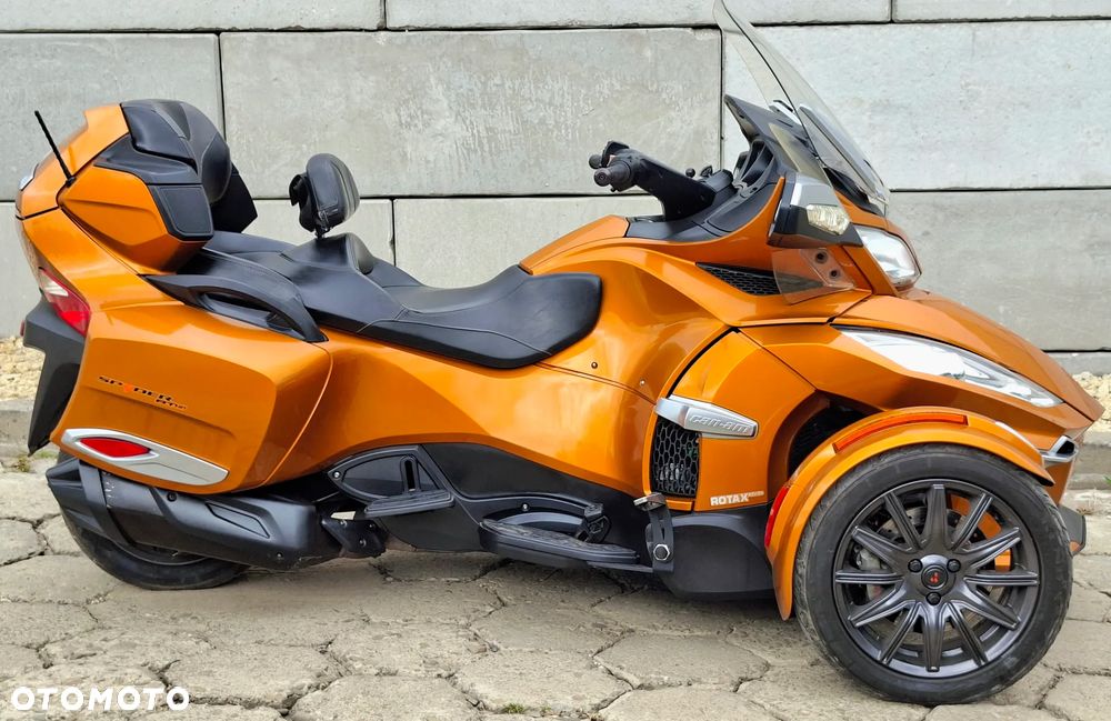 Can-Am Spyder - 4