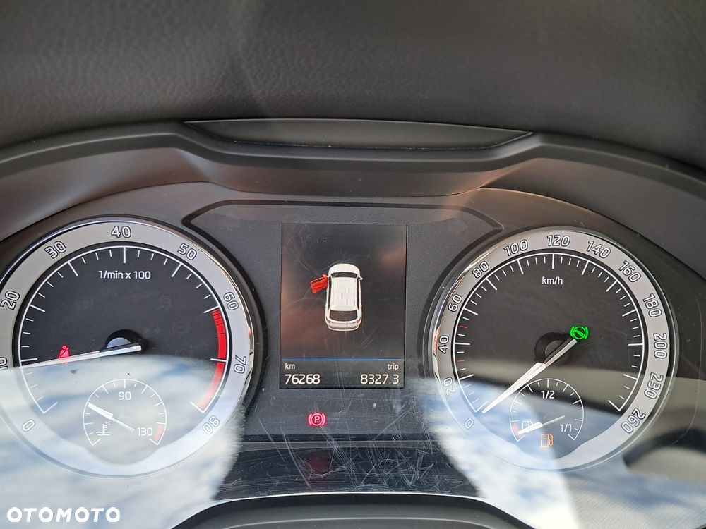 Skoda Karoq 1.5 TSI ACT 4x2 Style DSG - 22